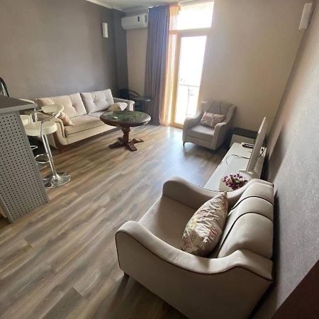 Orbi Plaza Apartment Batumi Exterior photo