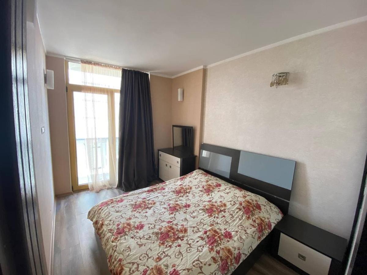 Orbi Plaza Apartment Batumi Exterior photo