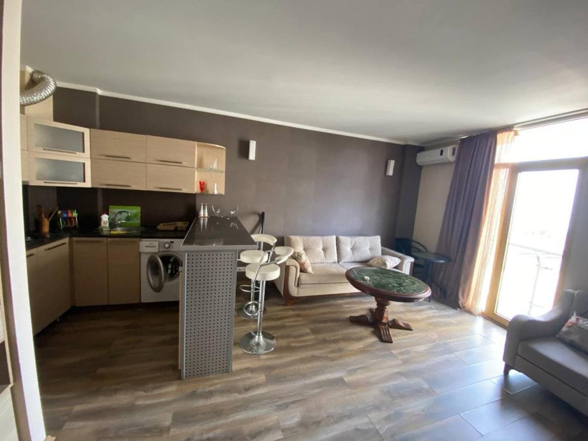 Orbi Plaza Apartment Batumi Exterior photo